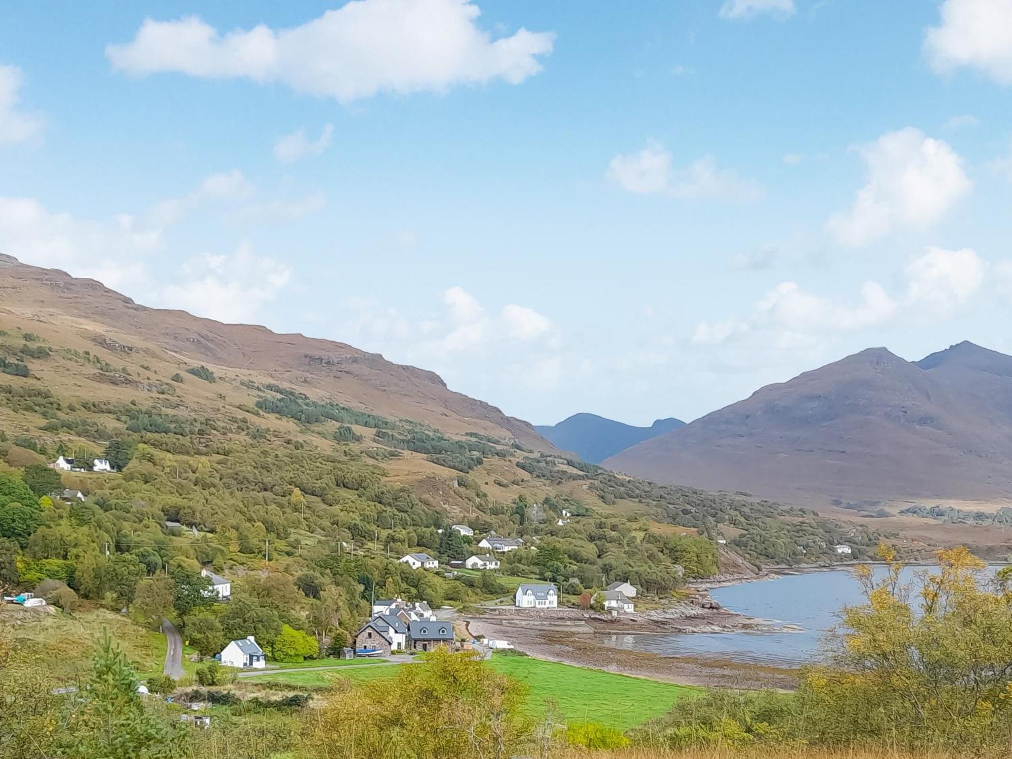 Sunnybank Cottage Inveralligin エクステリア 写真